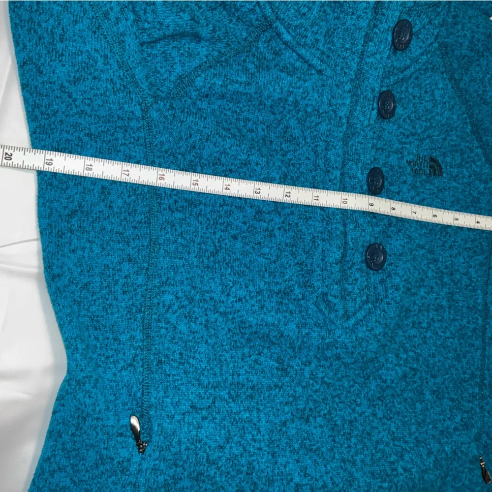 The North Face Teal Blue Pullover Hoodie - Picture 7 of 11